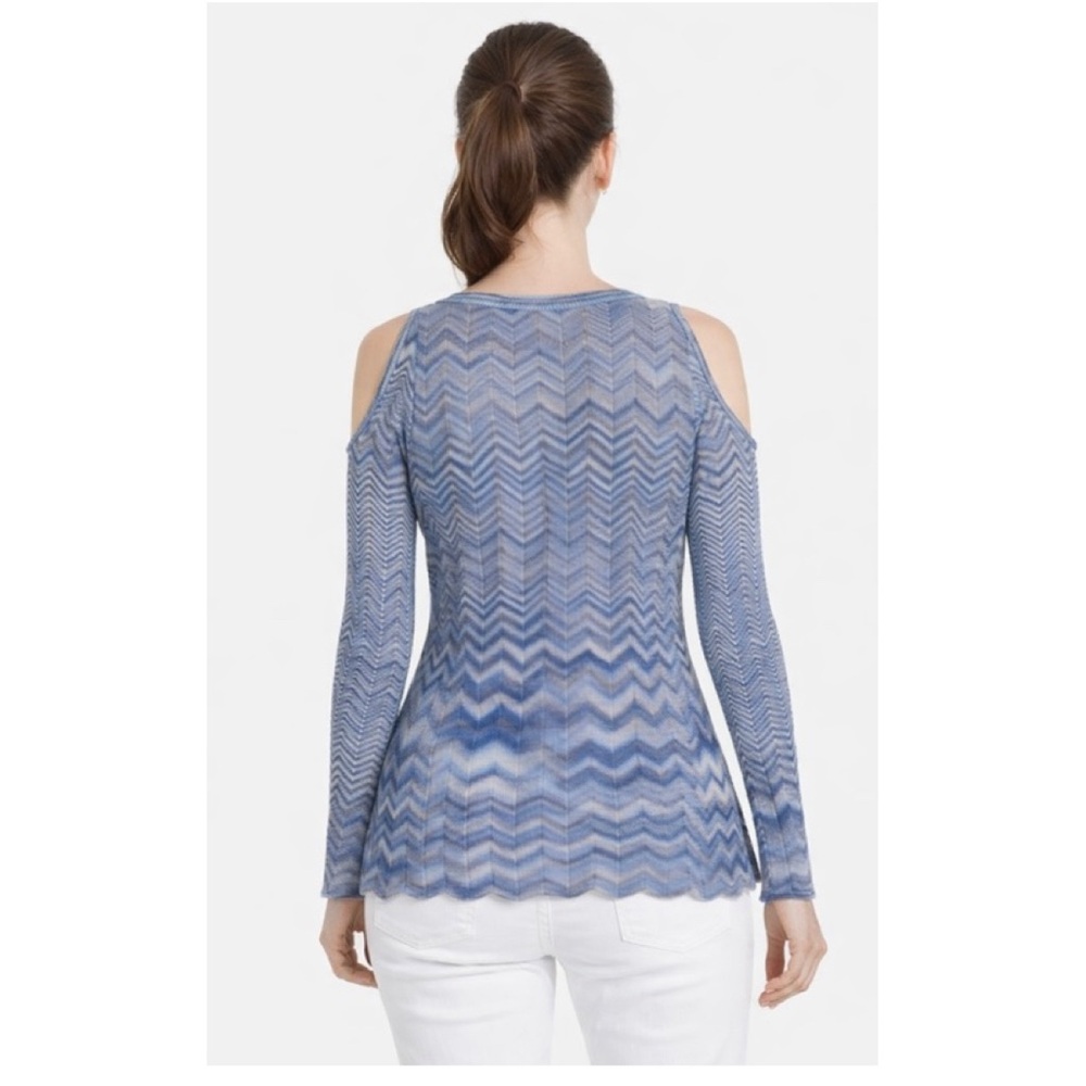 🧋 WHITE HOUSE BLACK MARKET Blue Chevron ZigZag Cold-Shoulder Knit Top NWT 3X - Picture 2 of 13